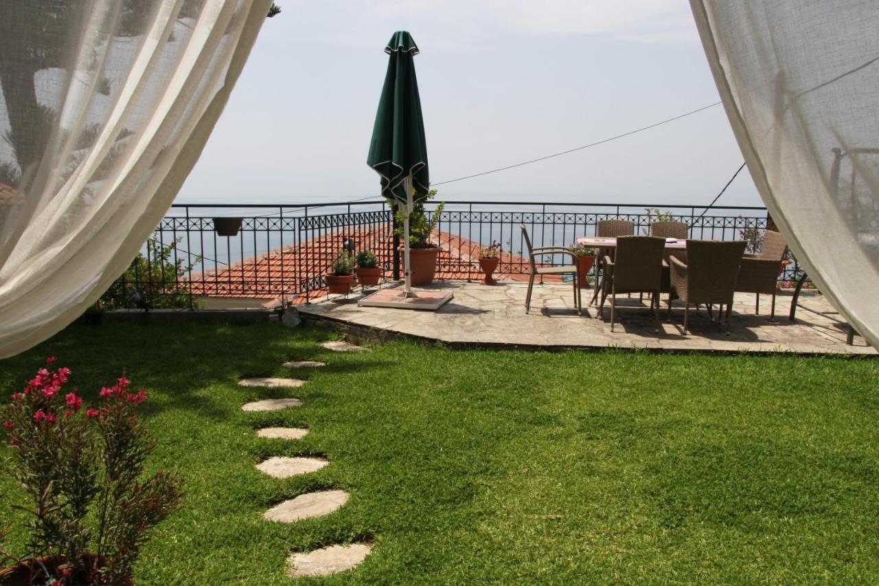 Mesonisi Με Υπέροχη Θέα Στον Παγασητικό!! Villa Áfissos Buitenkant foto