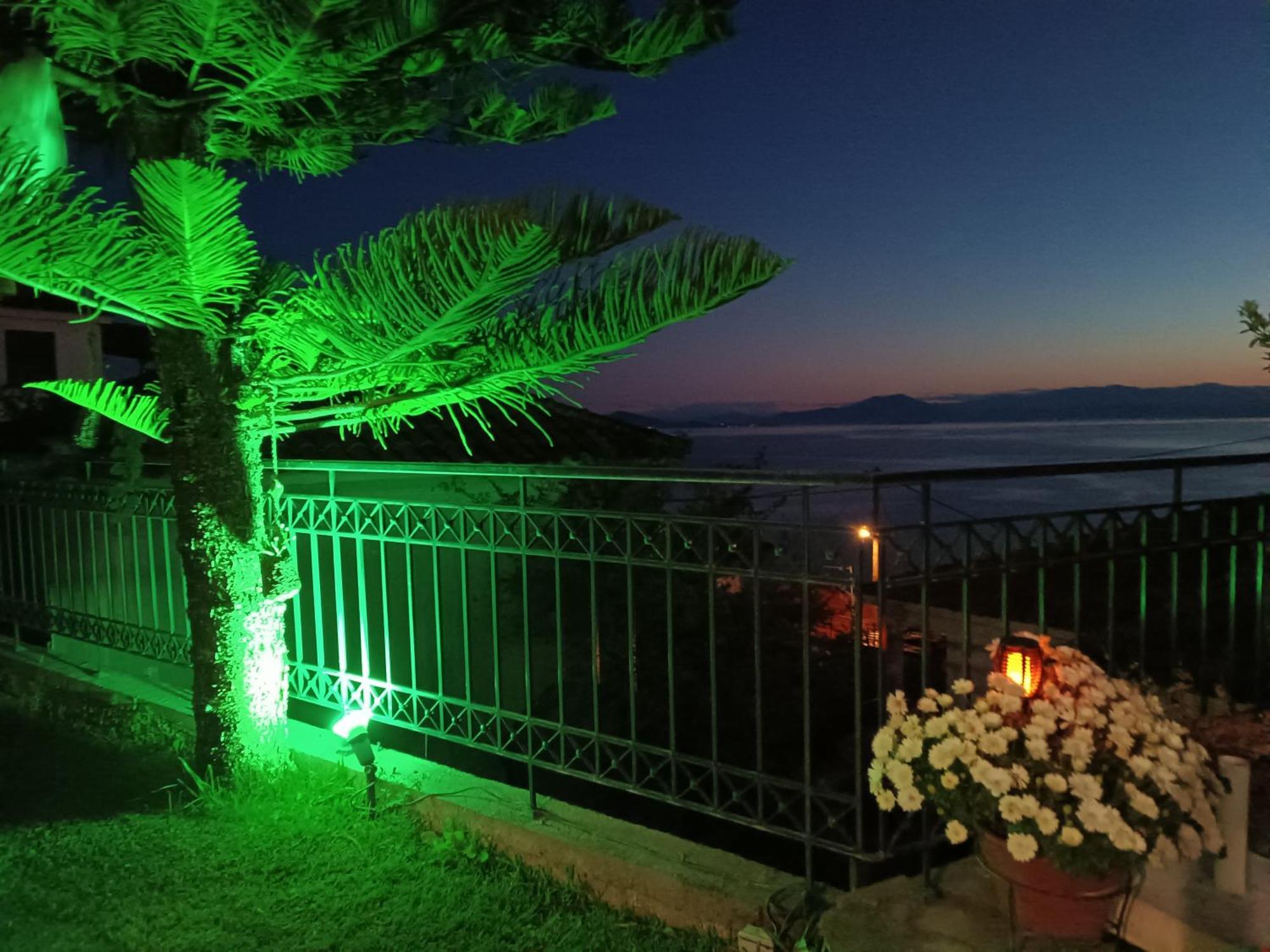 Mesonisi Με Υπέροχη Θέα Στον Παγασητικό!! Villa Áfissos Buitenkant foto